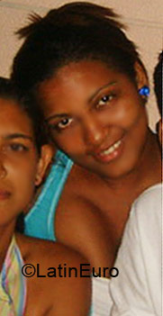 Date this nice looking Colombia girl Anamarrugo from Cartagena CO3479