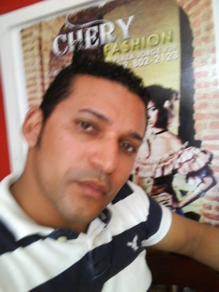 Date this funny Dominican Republic man Bladimir from Santiago DO3784