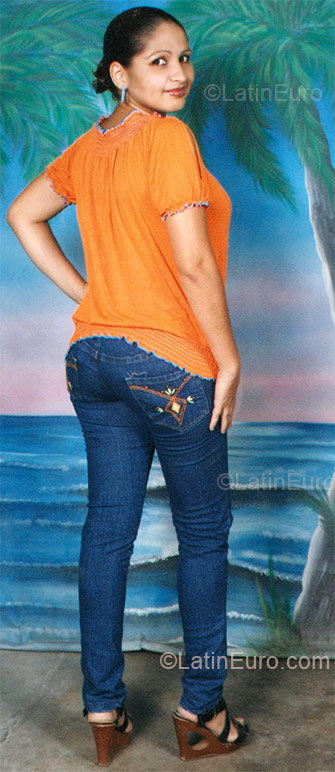 Date this young Honduras girl Karen Yessenia from San Pedro Sula HN167