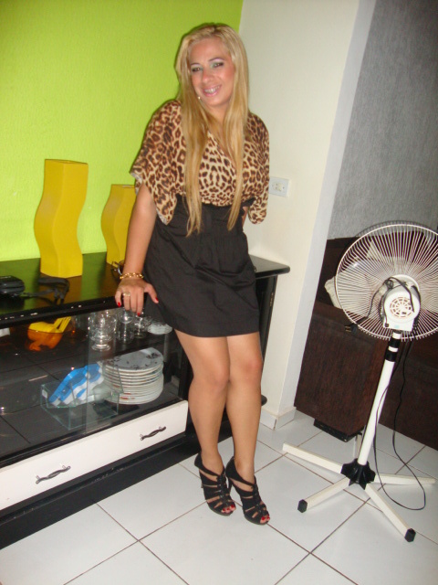 Date this georgeous Brazil girl Vivian2626 from Imperatriz BR2706