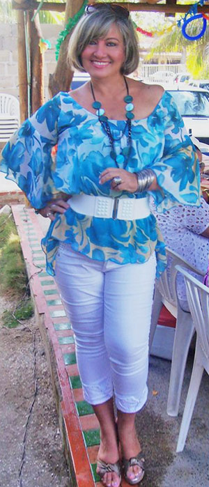 Date this delightful Colombia girl Mary from Barranquilla CO3657