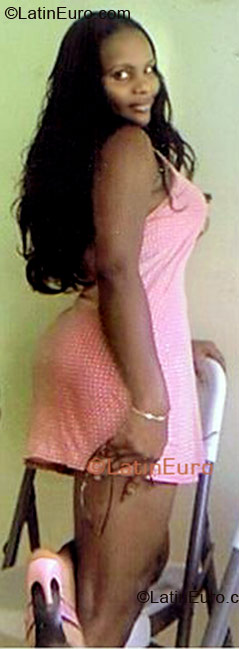 Date this sultry Jamaica girl Marlene from Ocho Rio, P.O JM405