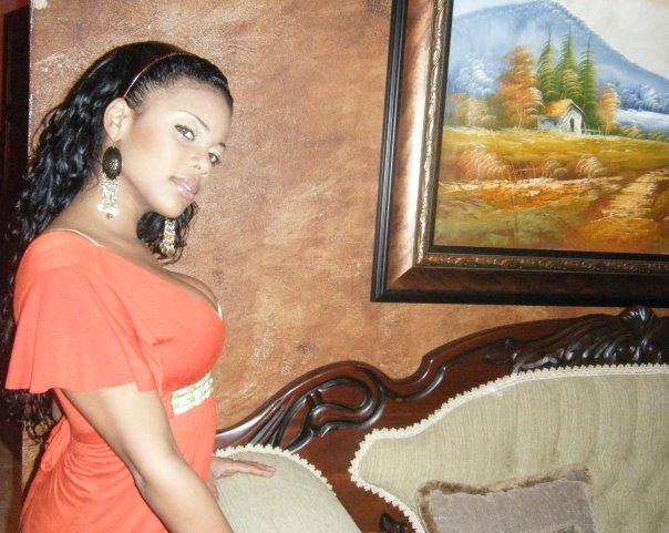 Date this stunning Dominican Republic girl Perlaflor from Santo Domingo DO3914