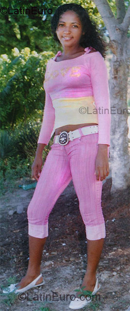 Date this athletic Brazil girl Cecilia from Japaratuba BR4347