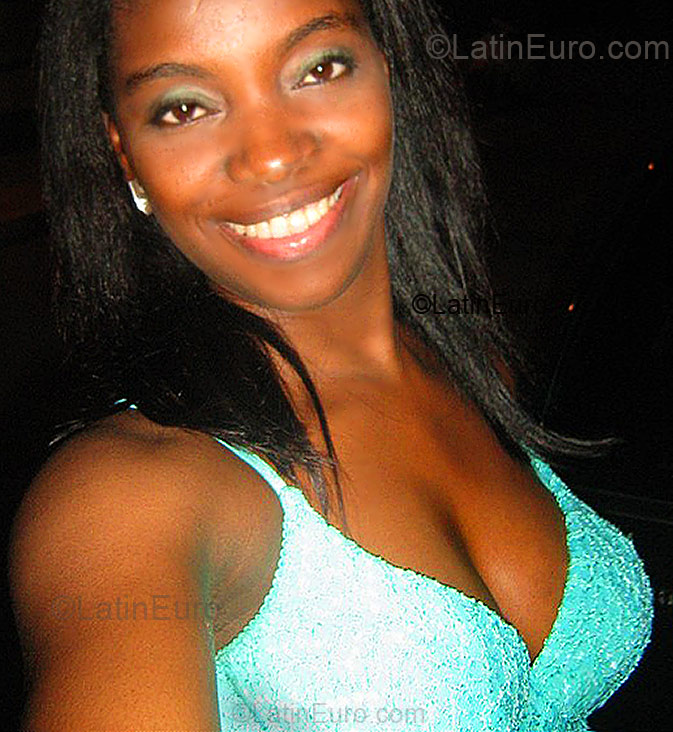 Date this cute Colombia girl LENY ROCIO from Cali CO5833