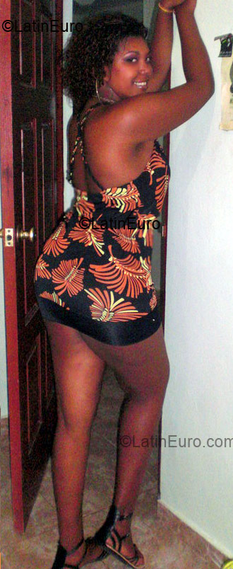 Date this beautiful Dominican Republic girl Marlenys from La Vega DO3937
