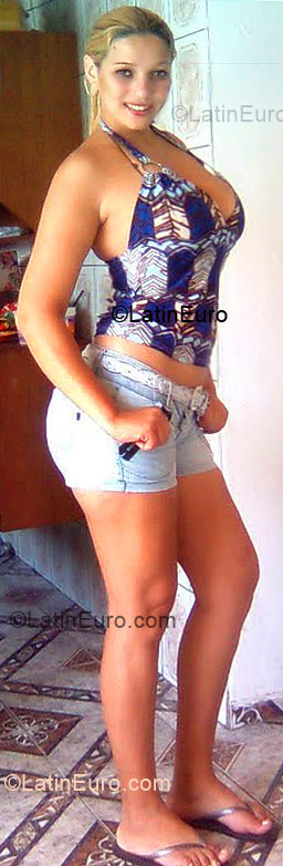 Date this passionate Brazil girl Simony from Praia Grande BR5126