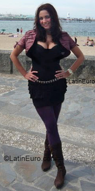 Date this passionate Brazil girl Paula from Joao Pessoa BR5181