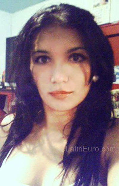 Date this sultry Colombia girl Lina from Ibague CO3903