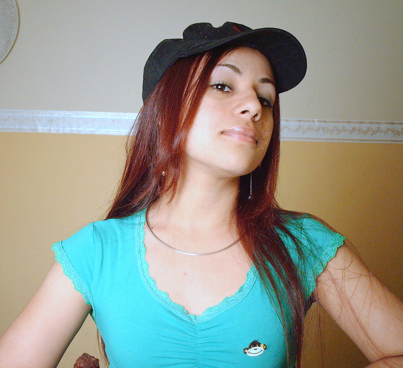 Date this passionate Dominican Republic girl Fina from Duarte DO4065