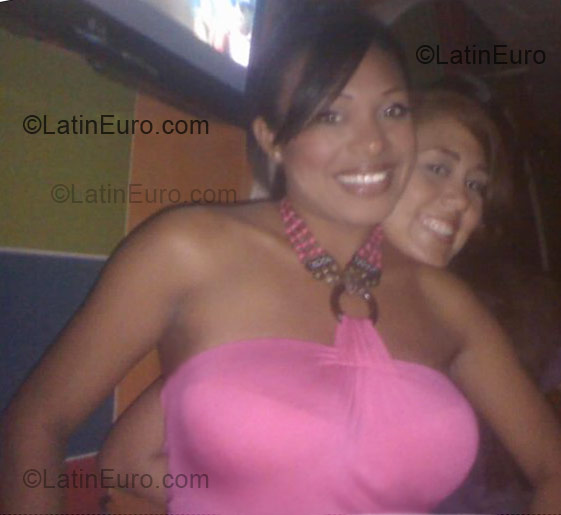 Date this pretty Colombia girl Grace from Barranquilla CO4096