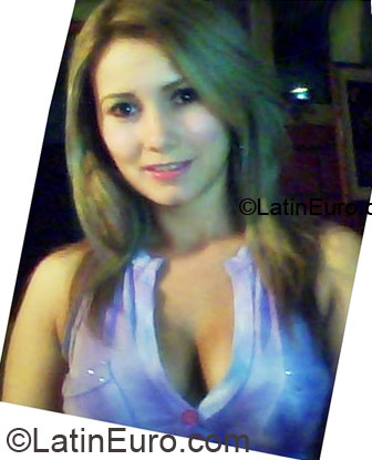 Date this lovely Colombia girl ANA MARIA from Medellin CO4144