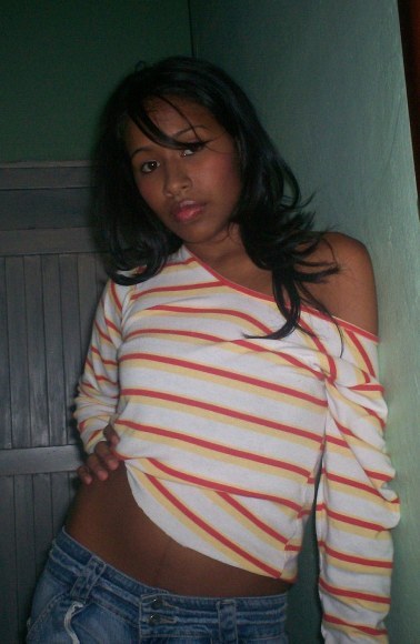 Date this hard body Colombia girl Doraidys from Medellin CO4149