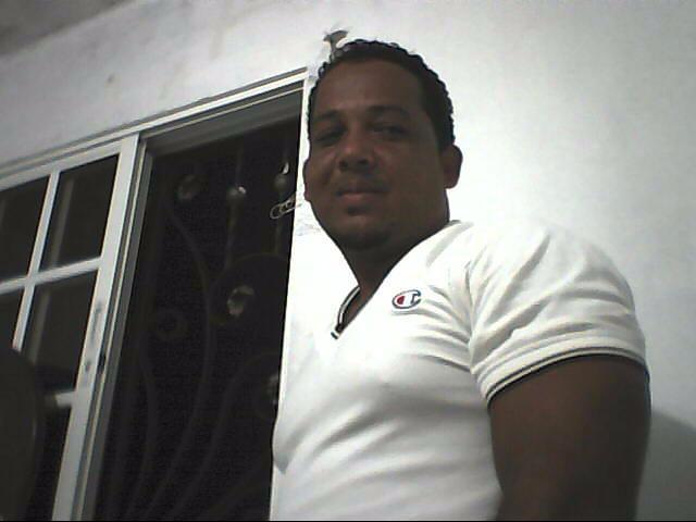 Date this sultry Dominican Republic man Oscar3000 from San Pedro De Macoris DO4275