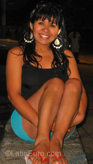 Date this charming Peru girl Diana from Lima PE278