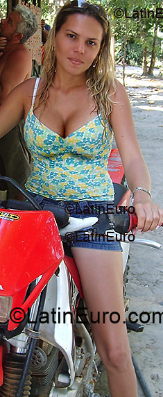 Date this cute Brazil girl Lucilane from Breu Branco BR3087