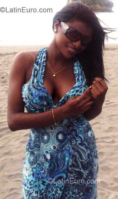 Date this hard body Colombia girl Elizabeth from Popayan CO4284