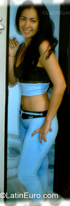 Date this pretty Mexico girl Ingrid from Mexico City MX148