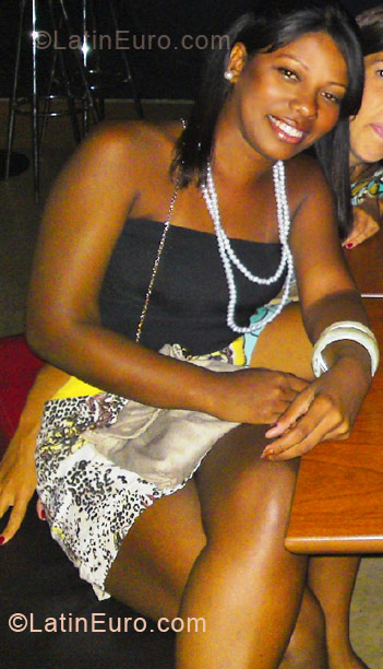 Date this stunning Brazil girl Odete from Rio de Janeiro BR4760