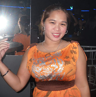 Date this young Philippines girl MARITESS from Manila City PH288