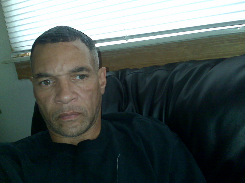 Date this good-looking Brazil man Greeneyes313 from Detroit BR3274