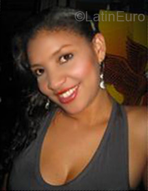 Date this charming Colombia girl Elisabeth from Medellin CO4547