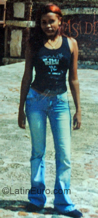 Date this foxy Dominican Republic girl Yeny from San Pedro de Macoris DO4743