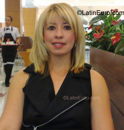 Date this foxy Brazil girl Maria Cristna from Aguas Claras BR6027