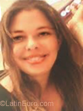 Date this foxy Brazil girl Mikarla from Natal BR5020