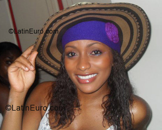 Date this delightful Colombia girl Anne from Pereira CO5947