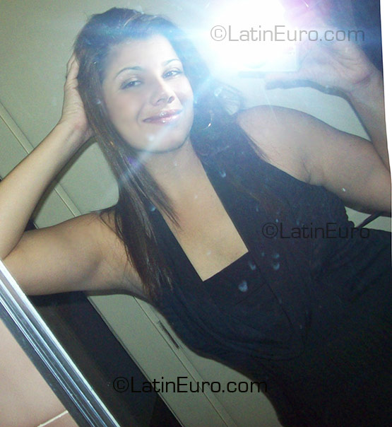 Date this sensual Brazil girl Karla from Campinas BR3512