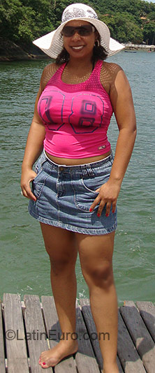 Date this fun Brazil girl Andreza from Sao Paulo BR3552