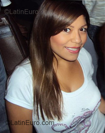 Date this hard body Colombia girl Johanna from Pereira CO4999
