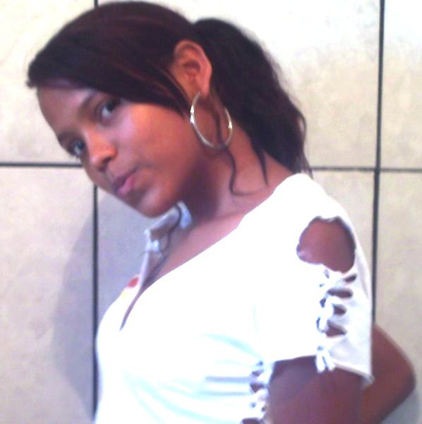 Date this sultry Brazil girl SARA from Conselheiro Lafaiete BR3598