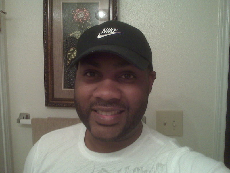 Date this georgeous United States man Derrick from Virginia Beach US7444