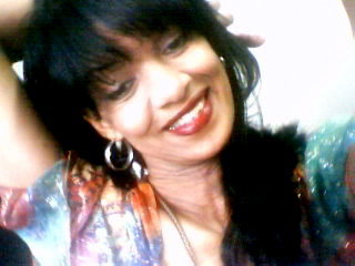 Date this stunning Brazil girl BiaO from Franca BR3604