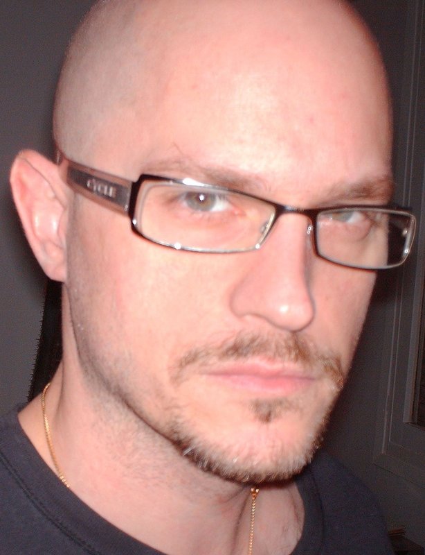 Date this foxy France man Shaggy59 from Lille FR101