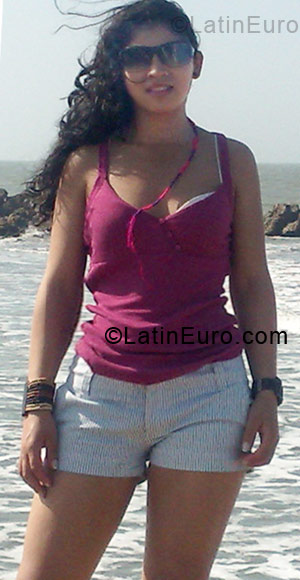 Date this foxy Ecuador girl Maria from quito CO5123
