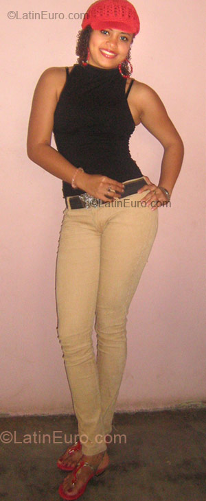 Date this tall Honduras girl Delmis from San Pedro Sula HN229