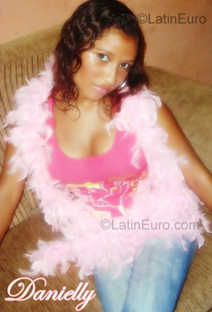 Date this foxy Brazil girl Antonia Daniele from Maracanau BR3678