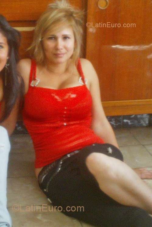 Date this attractive Colombia girl Liliana from Rionegro CO5199