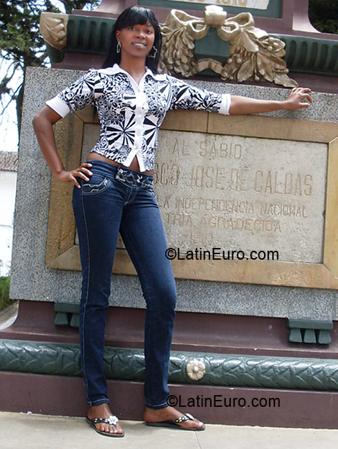 Date this lovely Colombia girl Sandra from Cali CO5222