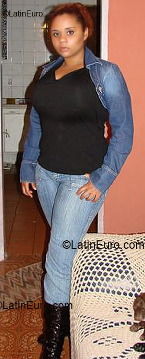 Date this sensual Brazil girl Stefanie from Sao Paulo BR3719