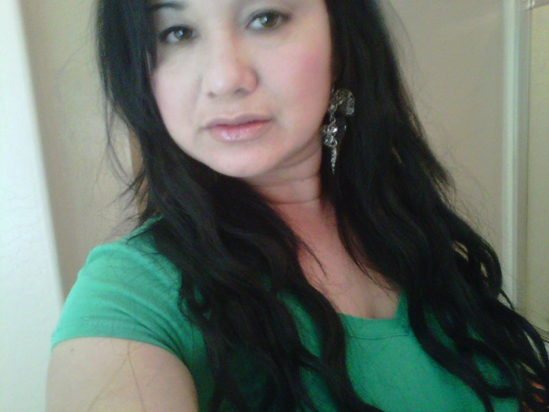 Date this good-looking United States girl Susana from Phoenix US7704