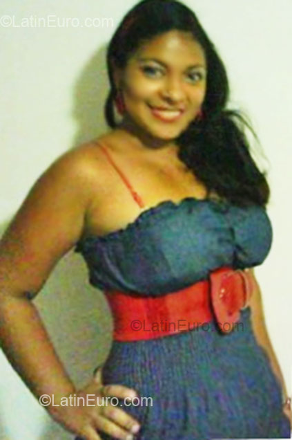 Date this sultry Colombia girl Angie from Barranquilla CO6725
