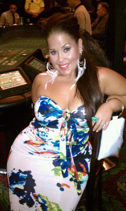 Date this attractive United States girl Lalalopez from houston MX225