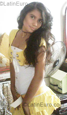 Date this fun Colombia girl Alejandra from Barranquilla CO7145