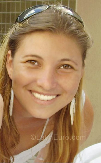 Date this beautiful Brazil girl Alycinhaa from Rio De Janeiro BR3867
