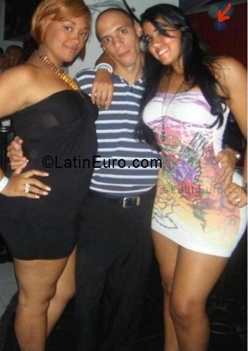 Date this gorgeous Dominican Republic girl Yanely from Santiago DO5437