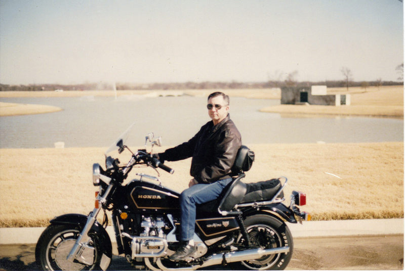 Date this charming United States man Hugh from Ft. Worth US8036